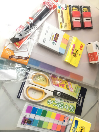 买了几件 都很满意 特价很值 最喜欢赠品标签笔 赞?