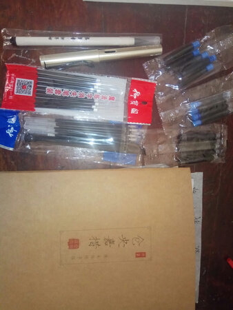 非常满意，十分实用。物美价廉！诗集挑选的很经典、很有代表性。都是同学介绍的，很喜欢啦！比一般的字帖更具有吸引力，让你忍不住想去看看它的冲动。