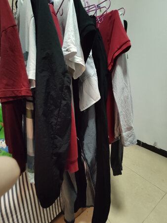 衣服实在，质量也还好，划算