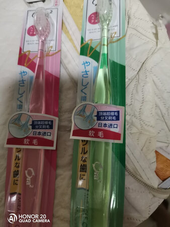 包装好物流快，这款牙刷做工和质量非常好，一直在用，个人卫生要勤换牙刷，五星，京东快递小哥服务很好。