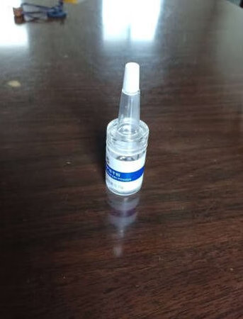 冻干粉收到了搽了没有过敏，是正品，带防伪标识。搽了几天了感觉毛孔小了一点，期待祛痘效果