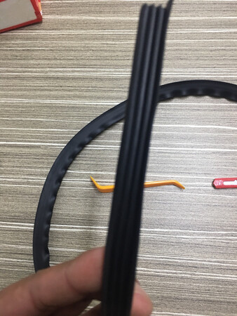收到了，材质还不错 柔软 无味 物流很快 还不知道能不能装上，用了过后再追加评论吧！