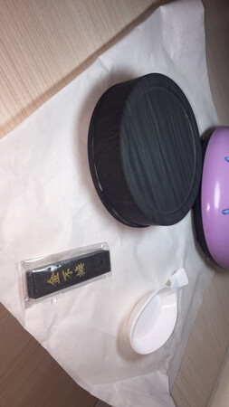 物流巨慢！京东和快递公司都不更新进度！
快递竟然发丢了！找了好多次，补发了，但是缺东西！
非常非常糟糕的购物体验！