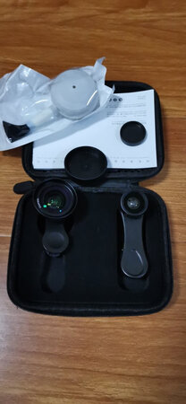 镜头手感好，有重量，还在研究中。