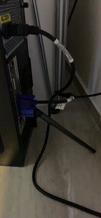 上網及配送速度快，易安裝，非常滿意！推薦！