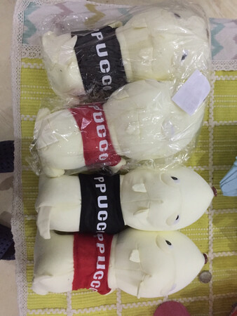 这款产品摸起来手感不错哦，没什么刺激性的气味。放在家里，或者车上都挺合适的。我主要买来放在车上，活性炭可以吸附甲醛。美观又实用，四只吉祥如意，意义也挺好的。总体质量比我想象的要好，喜欢的朋友可以买哦，不会失望的。