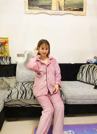 穿上很厚很保暖，这个价位也值，卖家推荐的尺码刚好，很满意