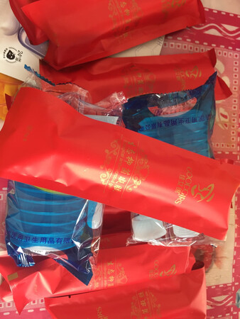 真心好用，已是第二次回购，自从用了这些异味没了，白带也少了，很少评论的我都忍不住评论，因为真的很好、简直是女性的福音、话不多说反正是好、很好、非常好，会继续回购的