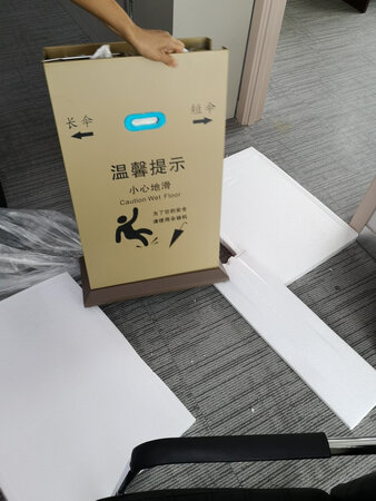 给公司买的，发货速度挺快，看着质量也不错，还有赠品，支持。