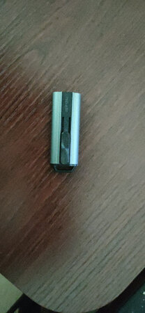 外观材质：质量不错
传输速度：速度还行，正常水平