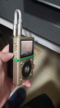 音质音效：这是一个低端价格玩出中段感觉的方案。