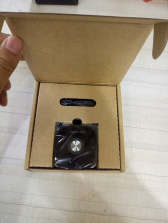 很实用，放在车上弥补了没有导航的问题