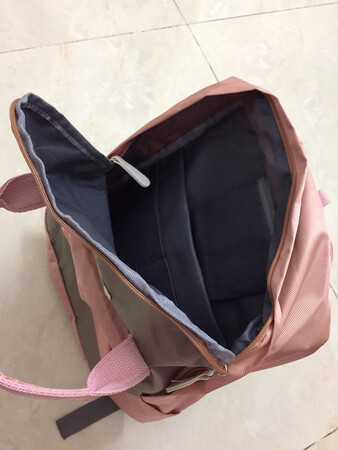 适用场合：刚好平时出差放两套夏天的衣服加护肤品这些