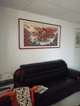 包装仔细，画质清晰，图案好看，质量很好，很高端，显档次！
