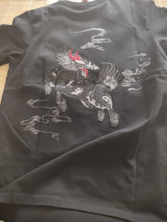 很好，图案比较完美，手感也不错，客服服务非常不错