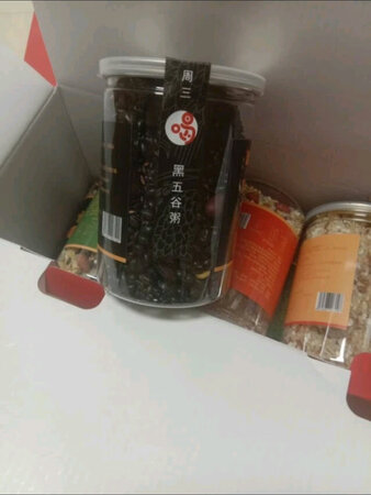 东西都是配好的，一共8小罐，营养食用。