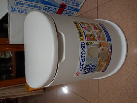 这品牌不错，用过它的储物箱，所以决定给父母买一个，加上促销，用了卷抵扣很划算，品牌东西不用担心马桶的质量问题或者使用不人性化。父母很满意。