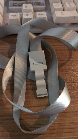 比之前朋友买的粗一号 感觉还不错