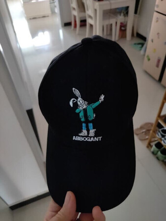 帽子质量很好，性价比超高，穿戴舒适，非常满意的购物选择。