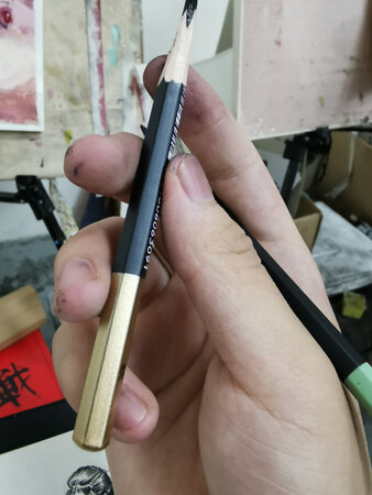 断芯啊，一支笔从头削到尾