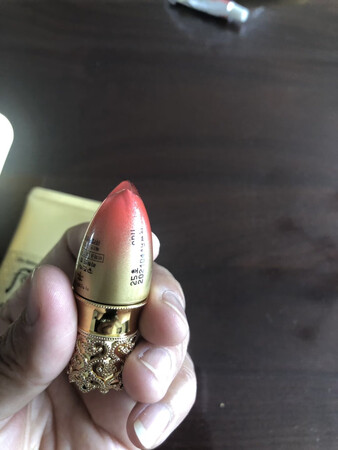 还不错，比较自然，也比较滋润，用了两次，感觉还可以