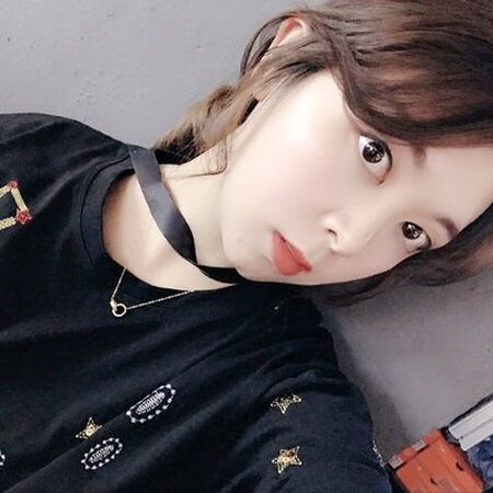 一开始买回来刘海都卷不上。就去问客服才知道定位齿的存在，哈哈  现在我的刘海也卷的很好看呀,真的要给客服一个赞！