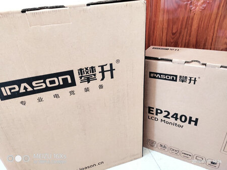 机箱外观：无损失，好
性能配置：与店铺信息一致
散热性能：还可以吧，四个多小时才发热
跑分评测：七万多
售后服务：无
其他特色：打字好累，我只说一句：电脑不适合玩游戏，办公倒是没问题
