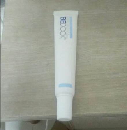 物流感受：非常优秀，值得表扬
客服感受：有问必答，细心，专业，值得回头，加好友
产品感受：有效，价格性能比高，好东西哦
使用感受：效果佳，好……好了……的
是否回头购物：回归是肯定的，就是不要再长痘痘了