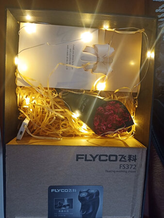 打开感觉还不错，是送给别人的，希望他喜欢吧！