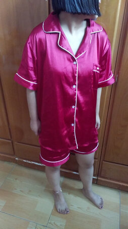 衣服穿上挺不错的