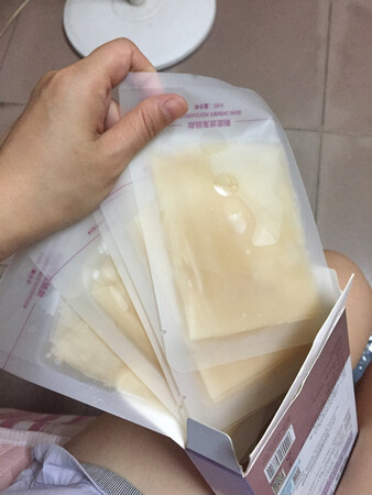 自己看吧，紧致那款变色了，接受不了