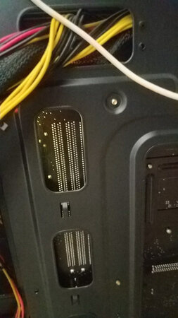 散热效果：机箱一点都不热