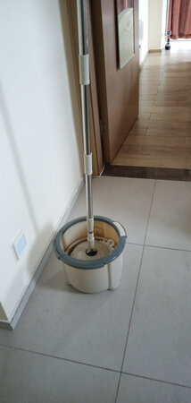 挺新颖的，看着很不错的。价格有点儿小贵。