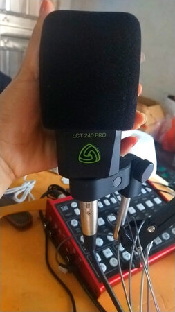 买之前有点纠结 后开买了到货以后有专门的调音员调试   只要听他说的一步一步走就行了