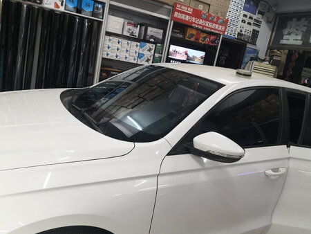 选了好长时间的品牌，要求性价比高，必须是品牌的，终于决定了瑞盾，双十一期间价格半价，果断出手，今贴上了，高端大气上档次。贴膜师傅也很好技术高品气好给五星好评