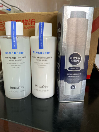 产品质感：很舒适
产品香味：味道很好闻。淡淡的不刺激