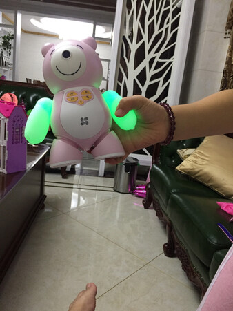 东西不错，摄像头清晰度很高，家里二个娃*着听故事，在考虑是不是再买一个！