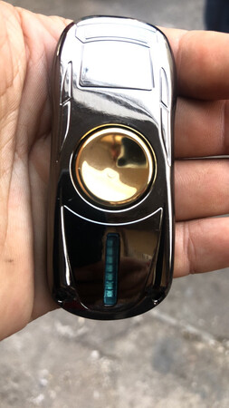 嗯，新的真的很棒，高端大气！客服很人很好