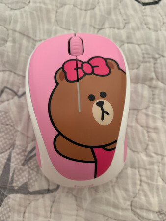 可以正常使用，但后面的显示灯不亮，应该是瑕疵品，申请退货很麻烦，给退款吗