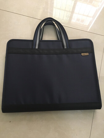 产品设计：比按扣的要好用。
做工质感：比塑料的要大方。