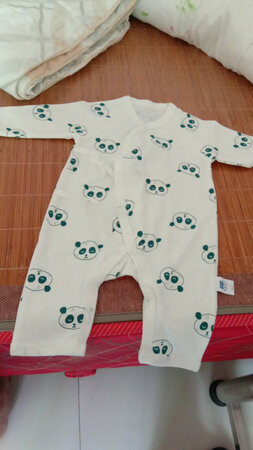 宝宝的衣服收到了    全棉的    很好看    好可爱的宝贝衣服   非常喜欢赞