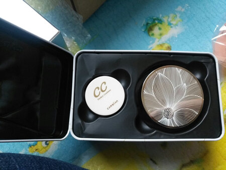 宝贝收到后很惊喜，包装也很满意，用起来很滋润不假白，很不错的宝贝大赞?