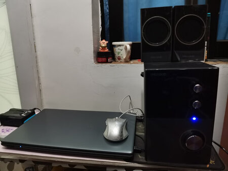 挺好的，配笔记本，不显大，音质还好，没开大声试机。
