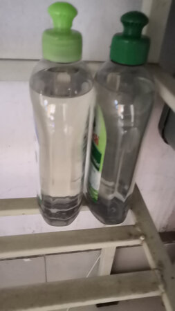 特别好用的洗洁精，干净，又容易清洗。买过他家的很多产品都很好。