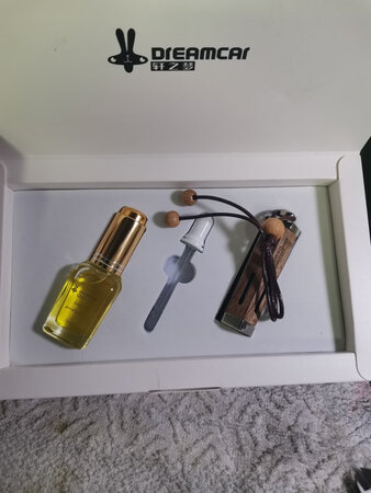 非常完美的一款车载香水，值得购买，还会在光顾的哦哦哦