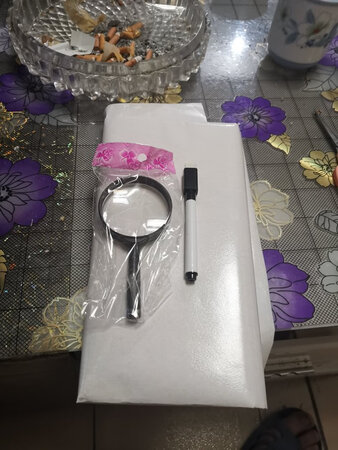 货已收到，货品本身和图片上的介绍基本上相符合，快递速度也基本上是比较迅速的，快递员态度也基本上令人满意，货品包装也基本上比较严密，总之，还是非常的满意的，五星好评，希望继续努力吧！