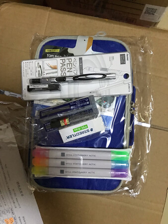 有这样的自动铅笔，孩子自己选的，也方便画画