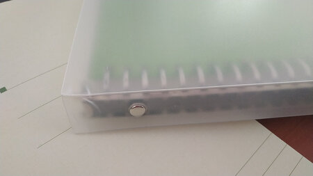 质量不好，刚收到货，就是坏的，发货前不检查吗？中间的铁圈生锈了，质量太不好了，差