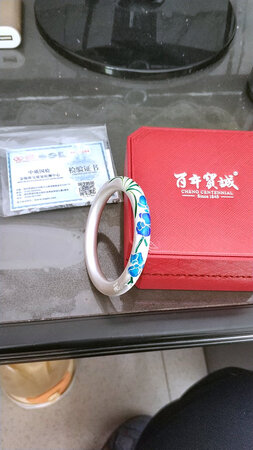 很好，很漂亮，物流第二天就送到了，很满意的一次购物