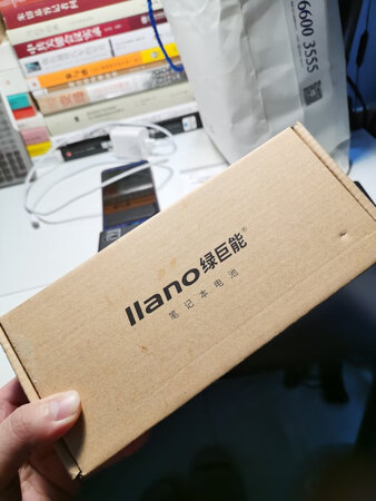 使用效果：优点非常明显：可怕的电量。缺点：使电脑变重了很多